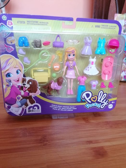 Vând păpuși Barbie