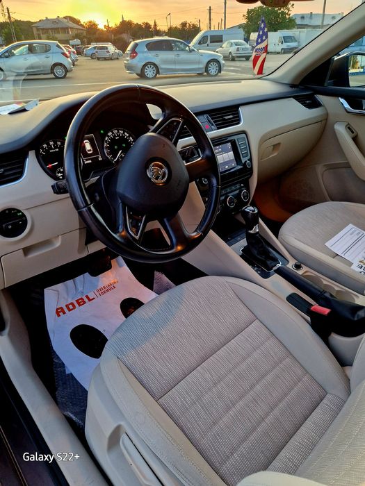 Skoda Octavia Business 2.0 Tdi/Bi-Xenon/DSG/Led/Distronic/Keyless