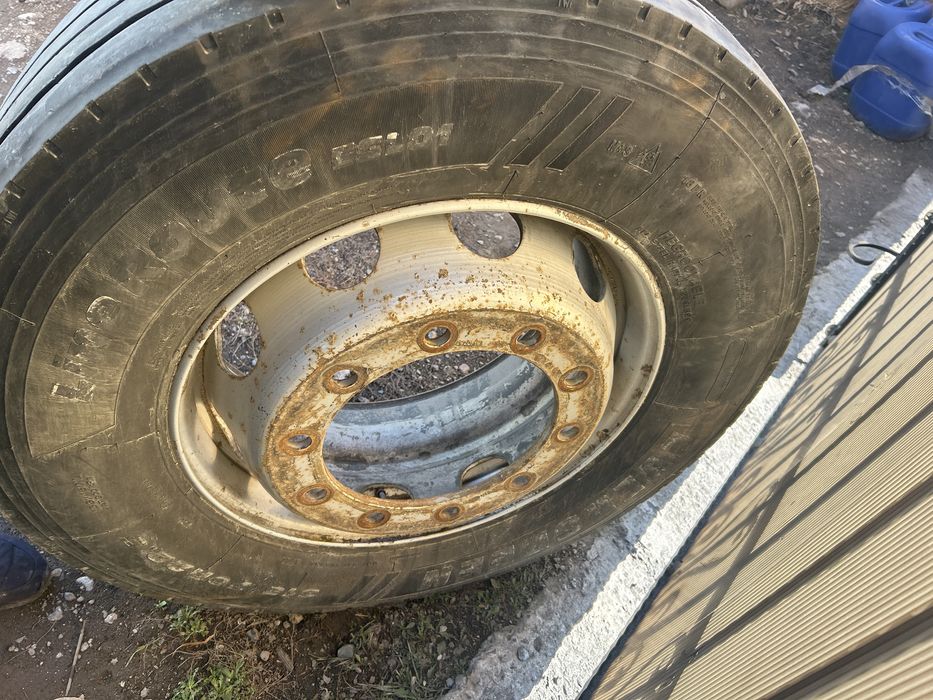 Продам диск с резиной 315/70