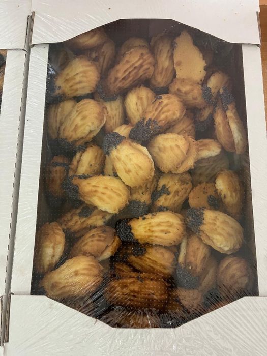 Печенье курабье, орешки