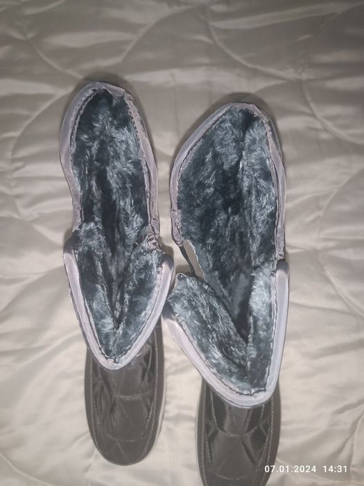 Дамски Топли Ботуши.