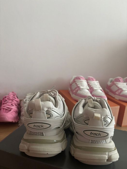 Balenciaga tracks grey