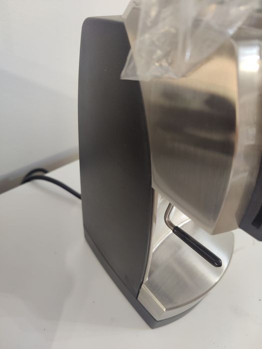 Baratza Vario+ noua la cutie