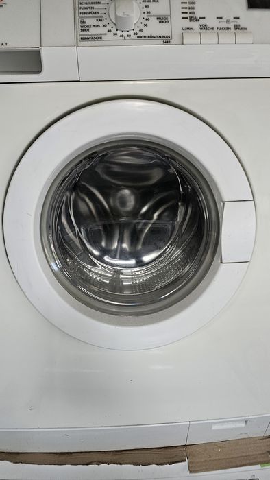 Vând mașină de spălat rufe