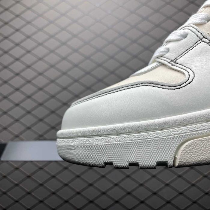 Off-White Out of office 36-47