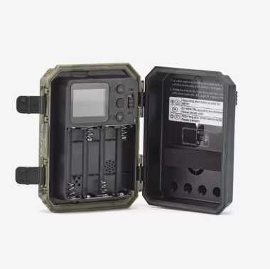 Комплект: ловна камера (фотокапан) + 4 батерии + 32 GB SD карта