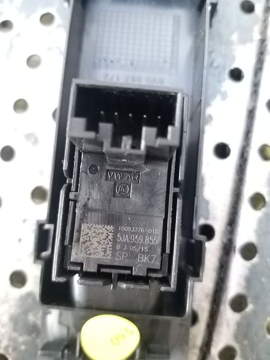 Buton geam electric dreapta spate skoda fabia 3 nj3 5ja959855