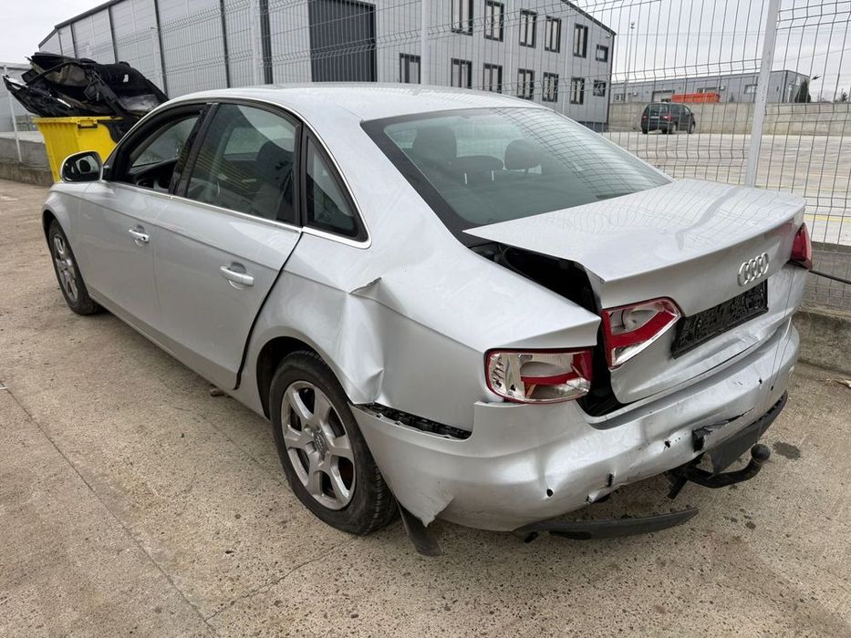Dezmembrez / Dezmembrari / Piese / Accesorii Audi a4 b8 2009 1.8 tsi CDHB berlina gri
