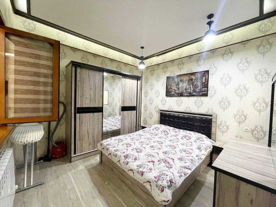 R17! Сдаётся Квартира 2/2/4 на  Мирзо Улугбекском, ор-р Гинекология