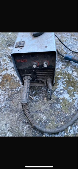 Продам сварочный полуавтомат ресанта 165