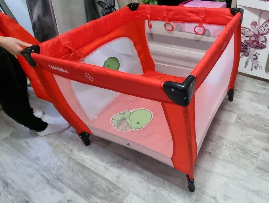 Tarc de joaca Caretero Quadra Red