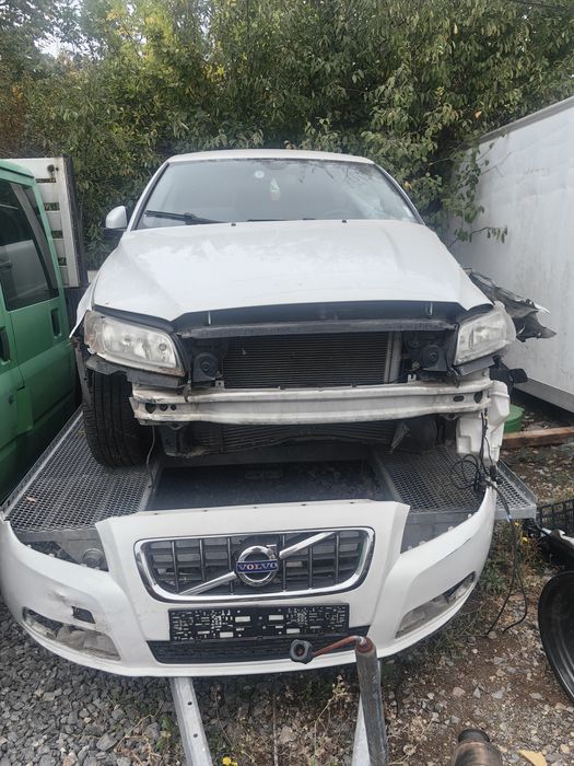 Volvo V70 BW 2.0 136hp на части