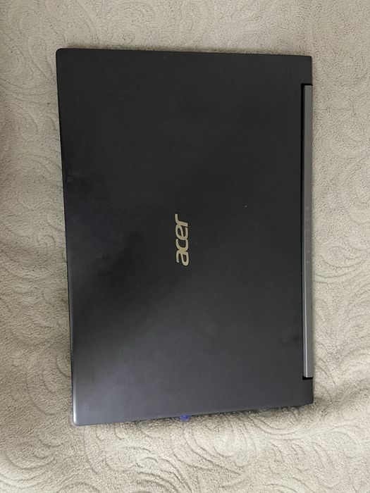Продам ноутбук  Acer Aspire 7 A715-42G