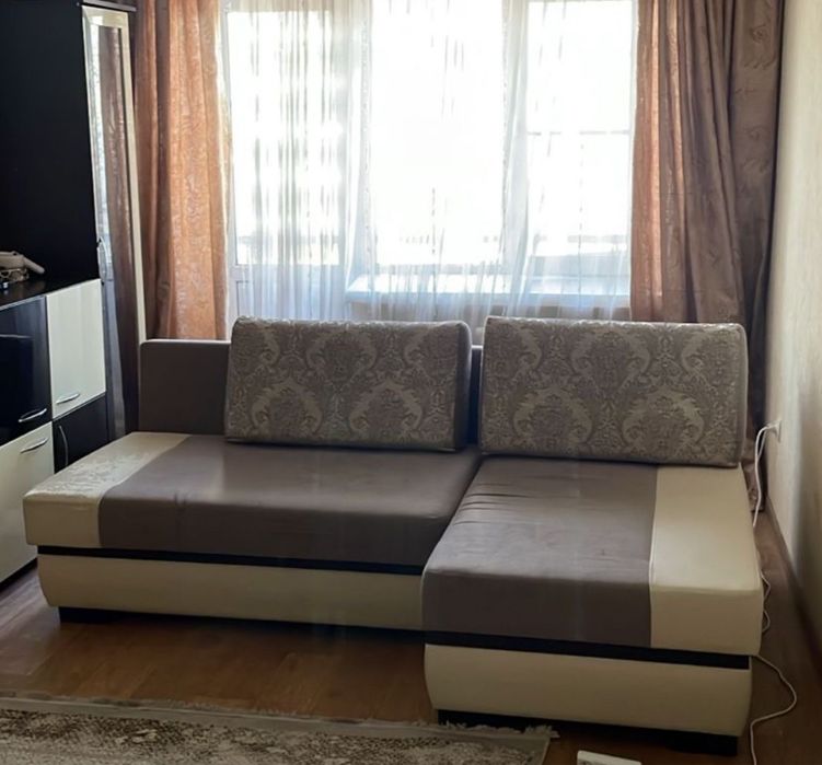 Продам угловой диван