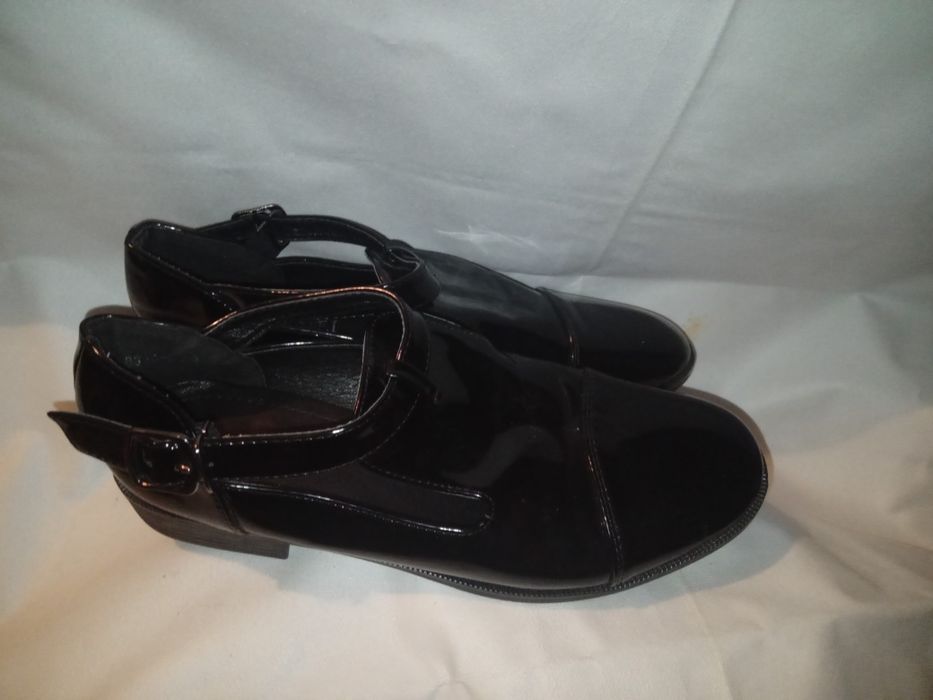 Женские туфли 40 размер