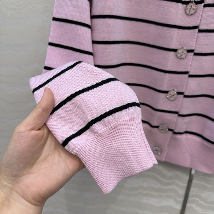 Chanel жилетка с копчета от двете страни