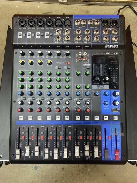 Продам музыкальную аппаратуру