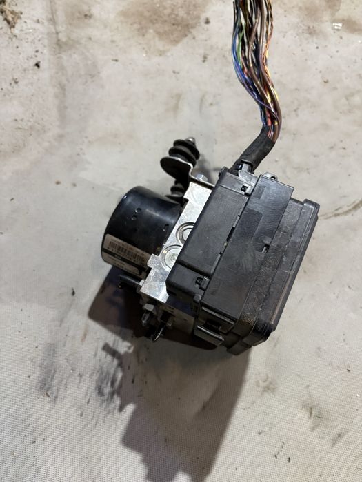 Audi Q7 3.0tdi 245кс face 2013 година АБС ABS Модул 4L0614517L