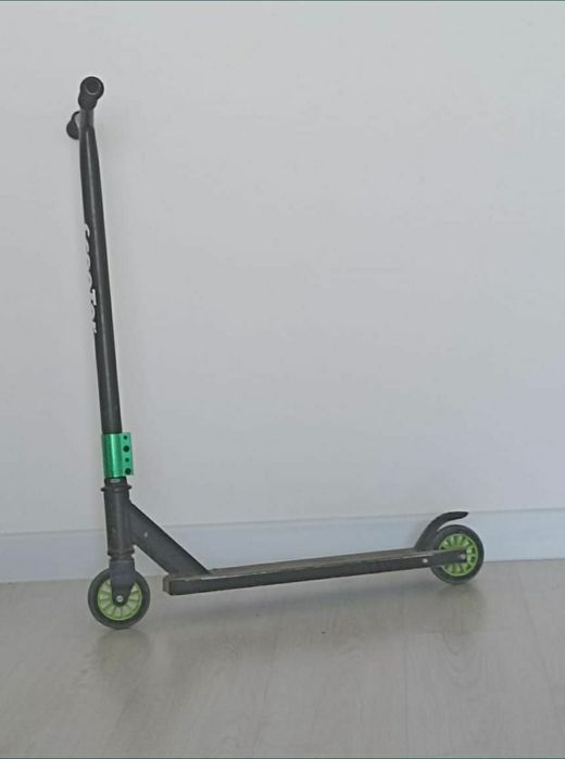 Продам самокат детский