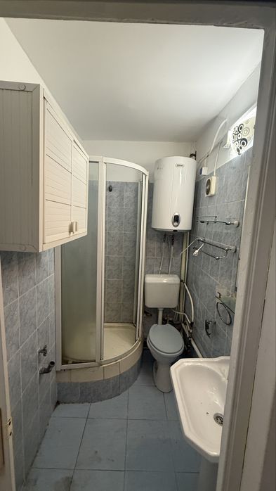 Garsoniera de vanzare