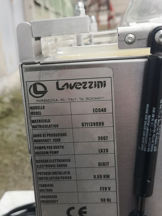 Вакуум машина перфектна уникална Lavezzini