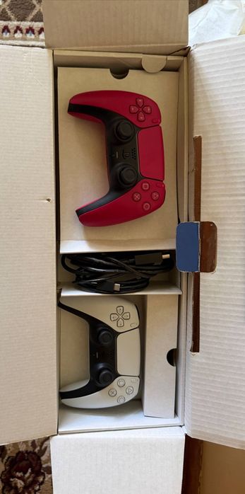 Playstation 5 disck edition 2ta original pult va o'yinlari bilan birga