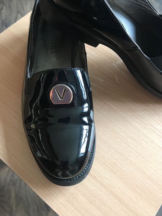 Обувь лоферы