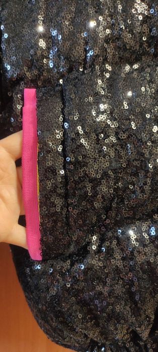 Бомбер из пайеток