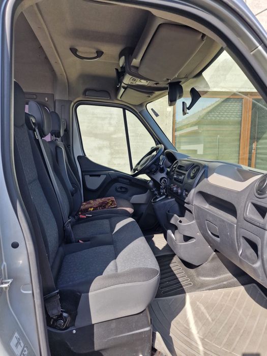 Vand  microbuz Renault  Master