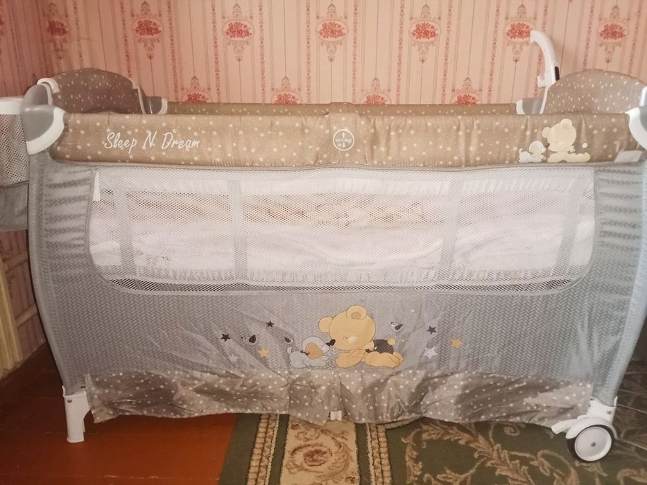 Продам манеж детский