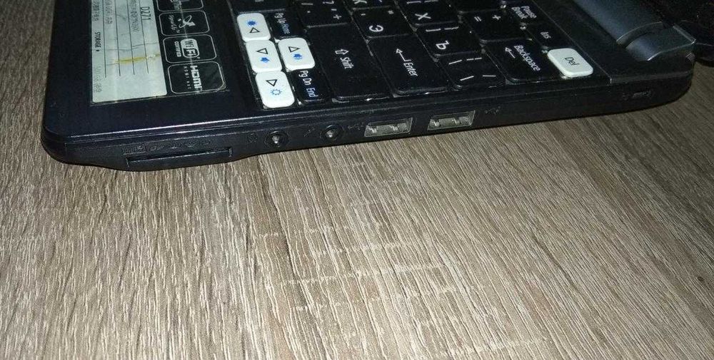 нетбук Acer One D271 + новая мышка