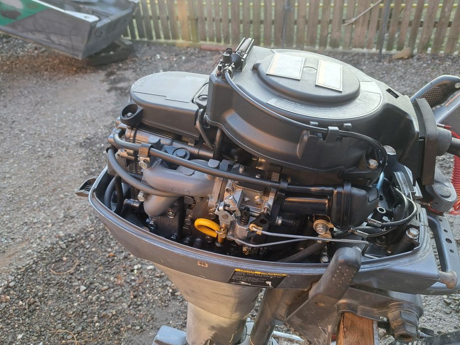 Motor barca yamaha 9,9 HP 4T