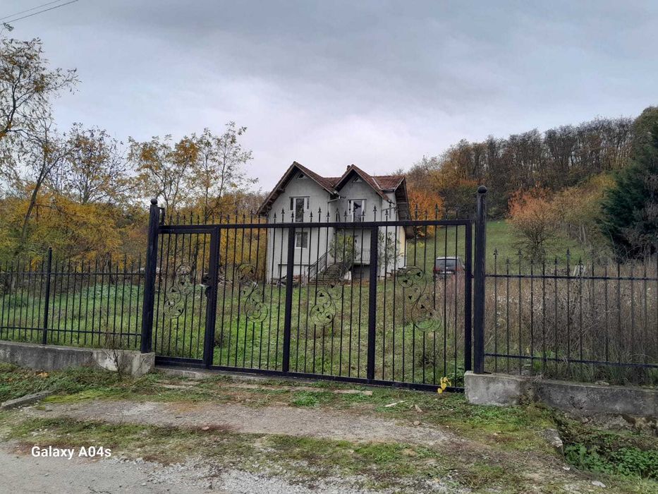 Casa de vanzare in CEICA (Bihor) 34km de Oradea