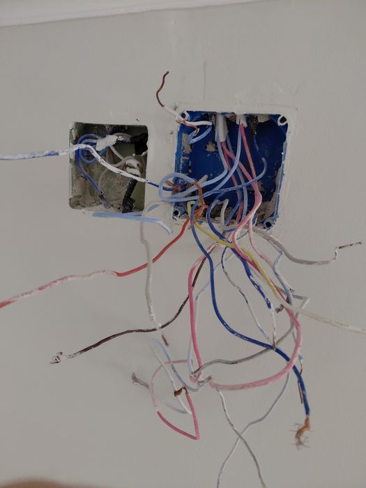 Электр желілерімен жұмыс