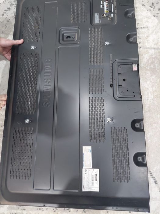 Продам телевизор марки Самсунг оригинал  .все работает  ,