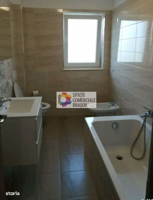Apartament cu doua camere, zona Tractorul - Coresi, bloc tip vila, 71
