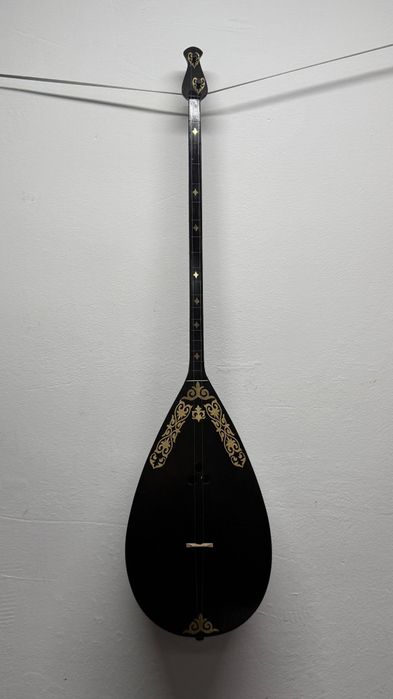 Домбыра сатамын Көкшетау қаласында