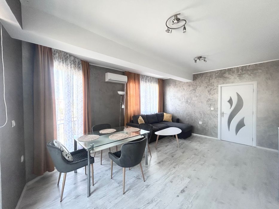 Дава се под наем Двустаен апартамент в Варна, Център - 70 кв.м за 433.5 € - Снимка #1