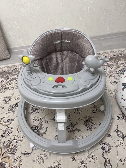 Ходунок+сидушка продается.