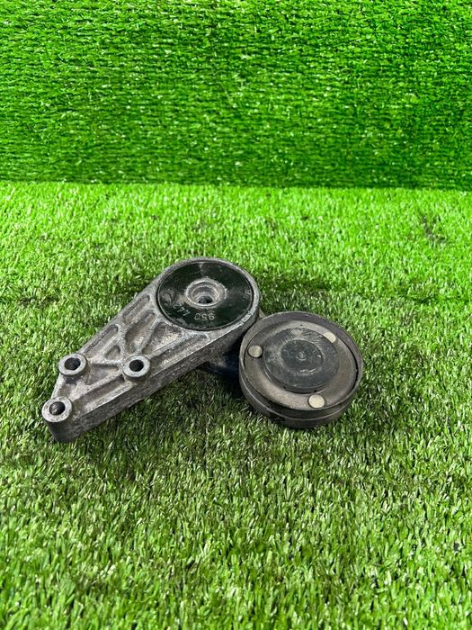 Натяжитель ремня Фольксваген Пассат Б5 1.8 Шкода ауди а4 1.8 турбо