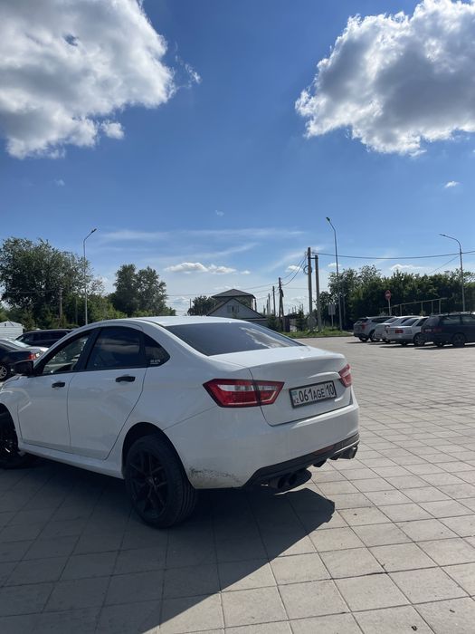 Lada vesta в хорошем сост