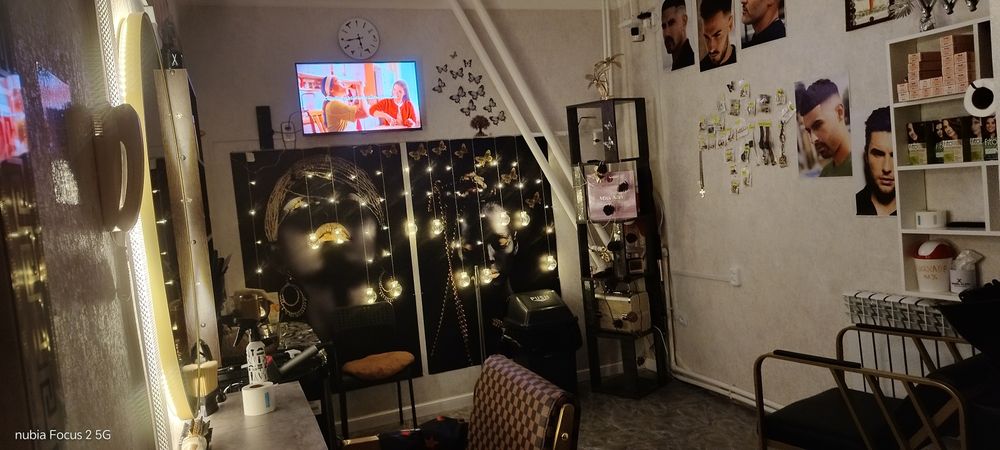 ПАРИКМАХЕРСКАЯ район набережной