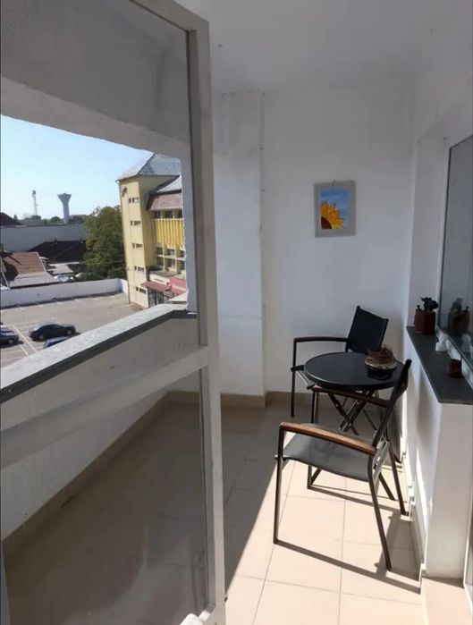 Vând apartament Seini