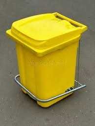 Мусорный бак. Axlat konteyneri