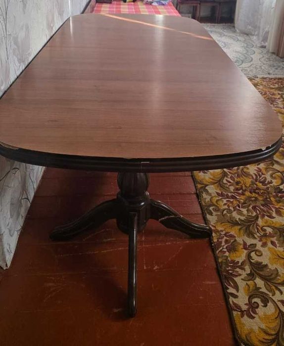 Улкен стол залга.