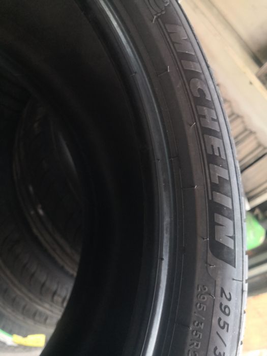 295 35 23 цола гуми нови Michelin dot 26 4 броя