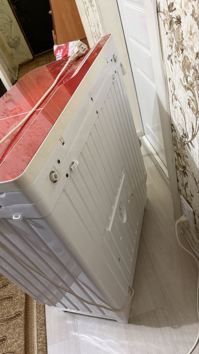 Стиральная машина полуавтомат Avngard 8кг в отличном состоянии