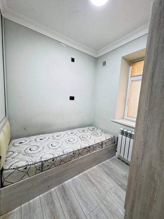 Чиланзар 4 квартал кирпичный дом 3/1/4 Метро Мирзо Улугбек