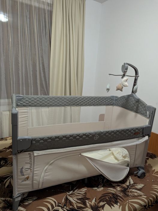 Преносима кошара на 2 нива , с падаща преграда