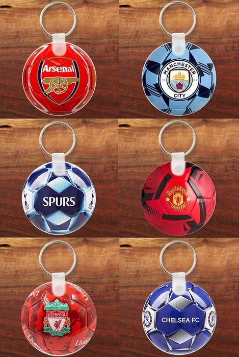 Персонализиран футболен ключодържател – с топка на любим отбор!